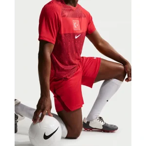 Areena Design <p><strong>Men's Nike Turkey 2026 Home Jersey</strong> is designed for comfort, modern styling, and versatile everyday wear across multiple fashion categories.</p> Men's Nike Turkey 2026 Home Jersey <p><strong>Men's Nike Turkey 2026 Home Jersey</strong> is designed for comfort, modern styling, and versatile everyday wear across multiple fashion categories.</p>