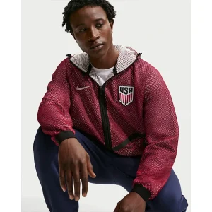 Areena Design <p><strong>Men's Nike USMNT Anthem Jacket</strong> brings football-inspired style into match days, casual outfits, travel and gifting. Pair it with denim, cargos, joggers, track pants or clean sneakers for an easy supporter look.</p> Men's Nike USMNT Anthem Jacket <p><strong>Men's Nike USMNT Anthem Jacket</strong> brings football-inspired style into match days, casual outfits, travel and gifting. Pair it with denim, cargos, joggers, track pants or clean sneakers for an easy supporter look.</p>