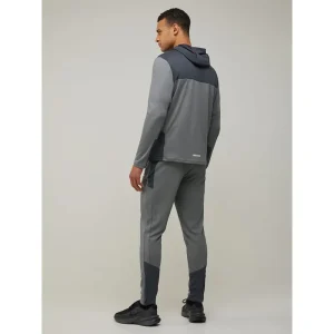 Areena Design <p>Montirex Tracksuit delivers a coordinated casual look with easy streetwear styling, relaxed comfort, and versatile outfit appeal for travel, lounge days, or everyday wear.</p> Montirex Tracksuit <p>Montirex Tracksuit delivers a coordinated casual look with easy streetwear styling, relaxed comfort, and versatile outfit appeal for travel, lounge days, or everyday wear.</p>