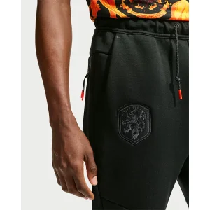 Areena Design <p>Netherlands x Patta Tech Joggers brings a comfortable casual-wear look with relaxed styling and everyday comfort. Use it for travel, lounging, streetwear outfits, training-inspired sets, and daily errands.</p> Netherlands x Patta Tech Joggers <p>Netherlands x Patta Tech Joggers brings a comfortable casual-wear look with relaxed styling and everyday comfort. Use it for travel, lounging, streetwear outfits, training-inspired sets, and daily errands.</p>