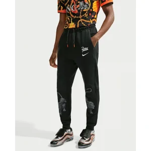Areena Design <p>Netherlands x Patta Tech Joggers brings a comfortable casual-wear look with relaxed styling and everyday comfort. Use it for travel, lounging, streetwear outfits, training-inspired sets, and daily errands.</p> Netherlands x Patta Tech Joggers <p>Netherlands x Patta Tech Joggers brings a comfortable casual-wear look with relaxed styling and everyday comfort. Use it for travel, lounging, streetwear outfits, training-inspired sets, and daily errands.</p>