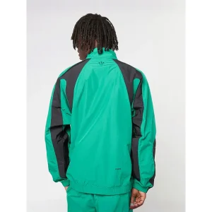 Areena Design <p>Nike Nocta Tracksuit delivers a coordinated casual look with easy streetwear styling, relaxed comfort, and versatile outfit appeal for travel, lounge days, or everyday wear.</p> Nike Nocta Tracksuit <p>Nike Nocta Tracksuit delivers a coordinated casual look with easy streetwear styling, relaxed comfort, and versatile outfit appeal for travel, lounge days, or everyday wear.</p>