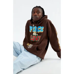 Areena Design <p>Peace And Love Hoodie delivers soft streetwear comfort, comfortable all-day wear, and easy everyday versatility.</p> Peace And Love Hoodie <p>Peace And Love Hoodie delivers soft streetwear comfort, comfortable all-day wear, and easy everyday versatility.</p>