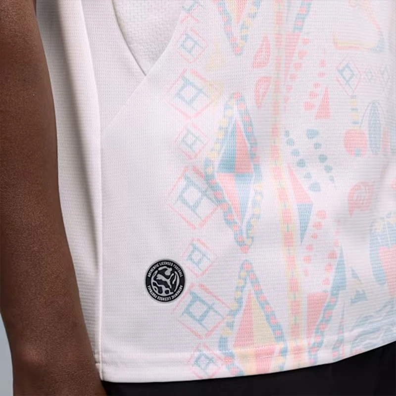 Puma FIFA 26 Senegal Away Jersey 2 Puma FIFA 26 Senegal Away Jersey <p><strong>Puma FIFA 26 Senegal Away Jersey</strong> brings football-inspired style into match days, casual outfits, travel and gifting. Pair it with shorts, denim, cargos, track pants or a light overshirt for an easy supporter look.</p>