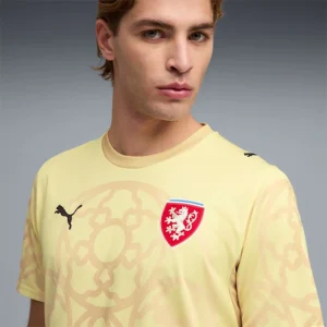 Areena Design <p><strong>Puma x Czechia x Salehe Bembury Goalkeeper Jersey</strong> brings football-inspired style into match days, casual outfits, travel and gifting. Pair it with shorts, denim, cargos, track pants or a light overshirt for an easy supporter look.</p> Puma x Czechia x Salehe Bembury Goalkeeper Jersey <p><strong>Puma x Czechia x Salehe Bembury Goalkeeper Jersey</strong> brings football-inspired style into match days, casual outfits, travel and gifting. Pair it with shorts, denim, cargos, track pants or a light overshirt for an easy supporter look.</p>