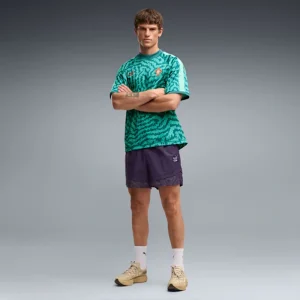Areena Design <p><strong>Puma x Portugal x Salehe Bembury KING Jersey</strong> brings football-inspired style into match days, casual outfits, travel and gifting. Pair it with shorts, denim, cargos, track pants or a light overshirt for an easy supporter look.</p> Puma x Portugal x Salehe Bembury KING Jersey <p><strong>Puma x Portugal x Salehe Bembury KING Jersey</strong> brings football-inspired style into match days, casual outfits, travel and gifting. Pair it with shorts, denim, cargos, track pants or a light overshirt for an easy supporter look.</p>