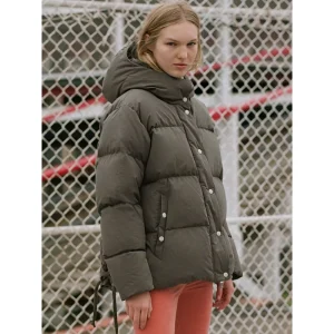 Areena Design <p>Rag and Bone Puffer Jacket delivers warm puffer styling, comfortable all-day wear, and easy everyday versatility.</p> Rag and Bone Puffer Jacket <p>Rag and Bone Puffer Jacket delivers warm puffer styling, comfortable all-day wear, and easy everyday versatility.</p>