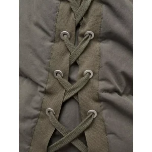Areena Design <p>Rag and Bone Puffer Jacket delivers warm puffer styling, comfortable all-day wear, and easy everyday versatility.</p> Rag and Bone Puffer Jacket <p>Rag and Bone Puffer Jacket delivers warm puffer styling, comfortable all-day wear, and easy everyday versatility.</p>