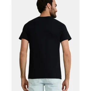 Areena Design <p>Sublime T Shirt brings a clean casual look with easy everyday styling, comfortable layering, and versatile outfit appeal for streetwear, travel, gifting, or relaxed wear.</p> Sublime T Shirt <p>Sublime T Shirt brings a clean casual look with easy everyday styling, comfortable layering, and versatile outfit appeal for streetwear, travel, gifting, or relaxed wear.</p>