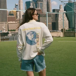 Areena Design <p><strong>Tombolo FIFA World Cup 2026 Lady Liberty Cabana Long Sleeves Jacket</strong> brings football-inspired style into match days, casual outfits, travel and gifting. Pair it with denim, cargos, joggers, track pants or clean sneakers for an easy supporter look.</p> Tombolo FIFA World Cup 2026 Lady Liberty Cabana Long Sleeves Jacket <p><strong>Tombolo FIFA World Cup 2026 Lady Liberty Cabana Long Sleeves Jacket</strong> brings football-inspired style into match days, casual outfits, travel and gifting. Pair it with denim, cargos, joggers, track pants or clean sneakers for an easy supporter look.</p>