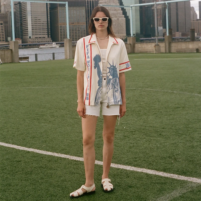 Tombolo FIFA World Cup 2026 Liberty Cabana (Captain’s Armband) Zipper Shirt 12 Tombolo FIFA World Cup 2026 Liberty Cabana (Captain's Armband) Zipper Shirt <p><strong>Tombolo FIFA World Cup 2026 Liberty Cabana (Captain's Armband) Zipper Shirt</strong> brings football-inspired style into match days, casual outfits, travel and gifting. Pair it with shorts, denim, cargos, track pants or a light overshirt for an easy supporter look.</p>