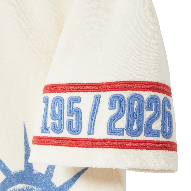 Tombolo FIFA World Cup 2026 Liberty Cabana (Captain’s Armband) Zipper Shirt 14 Tombolo FIFA World Cup 2026 Liberty Cabana (Captain's Armband) Zipper Shirt <p><strong>Tombolo FIFA World Cup 2026 Liberty Cabana (Captain's Armband) Zipper Shirt</strong> brings football-inspired style into match days, casual outfits, travel and gifting. Pair it with shorts, denim, cargos, track pants or a light overshirt for an easy supporter look.</p>