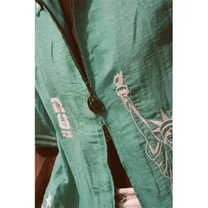 Areena Design <p><strong>Tombolo FIFA World Cup 2026 Stars and Stripes Teal Zipper Shirt</strong> brings football-inspired style into match days, casual outfits, travel and gifting. Pair it with shorts, denim, cargos, track pants or a light overshirt for an easy supporter look.</p> Tombolo FIFA World Cup 2026 Stars and Stripes Teal Zipper Shirt <p><strong>Tombolo FIFA World Cup 2026 Stars and Stripes Teal Zipper Shirt</strong> brings football-inspired style into match days, casual outfits, travel and gifting. Pair it with shorts, denim, cargos, track pants or a light overshirt for an easy supporter look.</p>