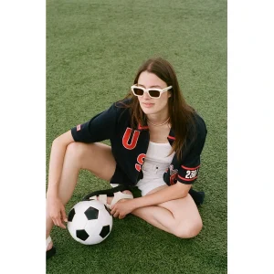 Areena Design <p><strong>Tombolo FIFA World Cup 2026 USA Cabana (Captain’s Armband) Shirt</strong> brings football-inspired style into match days, casual outfits, travel and gifting. Pair it with shorts, denim, cargos, track pants or a light overshirt for an easy supporter look.</p> Tombolo FIFA World Cup 2026 USA Cabana (Captain’s Armband) Shirt <p><strong>Tombolo FIFA World Cup 2026 USA Cabana (Captain’s Armband) Shirt</strong> brings football-inspired style into match days, casual outfits, travel and gifting. Pair it with shorts, denim, cargos, track pants or a light overshirt for an easy supporter look.</p>