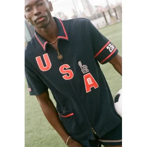 Areena Design <p><strong>Tombolo FIFA World Cup 2026 USA Cabana (Captain’s Armband) Shirt</strong> brings football-inspired style into match days, casual outfits, travel and gifting. Pair it with shorts, denim, cargos, track pants or a light overshirt for an easy supporter look.</p> Tombolo FIFA World Cup 2026 USA Cabana (Captain’s Armband) Shirt <p><strong>Tombolo FIFA World Cup 2026 USA Cabana (Captain’s Armband) Shirt</strong> brings football-inspired style into match days, casual outfits, travel and gifting. Pair it with shorts, denim, cargos, track pants or a light overshirt for an easy supporter look.</p>