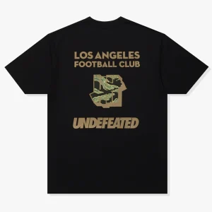 Areena Design <p>UNDEFEATED X USSF X MLS LAFC TEE delivers graphic fan style with easy everyday wearability, inspired by U.S. Soccer federation culture and LAFC supporter culture. A versatile tee for match days, streetwear looks, travel and everyday casual wear.</p> UNDEFEATED X USSF X MLS LAFC TEE <p>UNDEFEATED X USSF X MLS LAFC TEE delivers graphic fan style with easy everyday wearability, inspired by U.S. Soccer federation culture and LAFC supporter culture. A versatile tee for match days, streetwear looks, travel and everyday casual wear.</p>