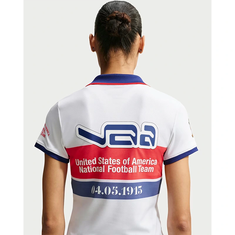 USA x VAA Short-Sleeve Polo 3 USA x VAA Short-Sleeve Polo <p>USA x VAA Short-Sleeve Polo adds an easy everyday top to your wardrobe with clean, versatile styling. It is ideal for casual outfits, training-inspired looks, layered streetwear, and warm-weather styling.</p>