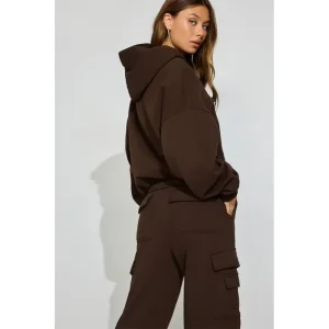 Areena Design <p>Ultrafleece Hoodie brings a clean casual look with easy everyday styling, comfortable layering, and versatile outfit appeal for streetwear, travel, gifting, or relaxed wear.</p> Ultrafleece Hoodie <p>Ultrafleece Hoodie brings a clean casual look with easy everyday styling, comfortable layering, and versatile outfit appeal for streetwear, travel, gifting, or relaxed wear.</p>