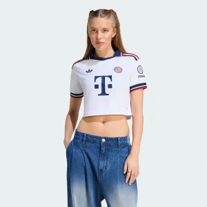 Areena Design <p><strong>Adidas FC Bayern 26/27 Away Cropped Jersey</strong> delivers a sport-inspired jersey look for game-day outfits, fan styling, casual wear, and sports-themed events. Its distinctive design offers team-inspired appeal, easy casual pairing, and energetic visual identity, making it a strong choice for personal wardrobes, collections, or gifting.</p> Adidas FC Bayern 26/27 Away Cropped Jersey <p><strong>Adidas FC Bayern 26/27 Away Cropped Jersey</strong> delivers a sport-inspired jersey look for game-day outfits, fan styling, casual wear, and sports-themed events. Its distinctive design offers team-inspired appeal, easy casual pairing, and energetic visual identity, making it a strong choice for personal wardrobes, collections, or gifting.</p>
