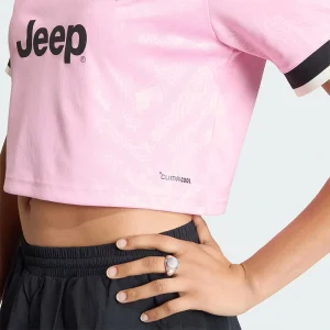 Areena Design <p><strong>Adidas Juventus 26/27 Away Cropped Jersey</strong> delivers a sport-inspired jersey look for game-day outfits, fan styling, casual wear, and sports-themed events. Its distinctive design offers team-inspired appeal, easy casual pairing, and energetic visual identity, making it a strong choice for personal wardrobes, collections, or gifting.</p> Adidas Juventus 26/27 Away Cropped Jersey <p><strong>Adidas Juventus 26/27 Away Cropped Jersey</strong> delivers a sport-inspired jersey look for game-day outfits, fan styling, casual wear, and sports-themed events. Its distinctive design offers team-inspired appeal, easy casual pairing, and energetic visual identity, making it a strong choice for personal wardrobes, collections, or gifting.</p>