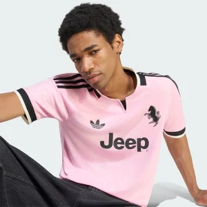 Areena Design <p><strong>Adidas Juventus 26/27 Away Jersey</strong> delivers a sport-inspired jersey look for game-day outfits, fan styling, casual wear, and sports-themed events. Its distinctive design offers team-inspired appeal, easy casual pairing, and energetic visual identity, making it a strong choice for personal wardrobes, collections, or gifting.</p> Adidas Juventus 26/27 Away Jersey <p><strong>Adidas Juventus 26/27 Away Jersey</strong> delivers a sport-inspired jersey look for game-day outfits, fan styling, casual wear, and sports-themed events. Its distinctive design offers team-inspired appeal, easy casual pairing, and energetic visual identity, making it a strong choice for personal wardrobes, collections, or gifting.</p>