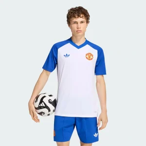 Areena Design <p><strong>Adidas Manchester United 26/27 Pre Match Jersey</strong> delivers a sport-inspired jersey look for game-day outfits, fan styling, casual wear, and sports-themed events. Its distinctive design offers team-inspired appeal, easy casual pairing, and energetic visual identity, making it a strong choice for personal wardrobes, collections, or gifting.</p> Adidas Manchester United 26/27 Pre Match Jersey <p><strong>Adidas Manchester United 26/27 Pre Match Jersey</strong> delivers a sport-inspired jersey look for game-day outfits, fan styling, casual wear, and sports-themed events. Its distinctive design offers team-inspired appeal, easy casual pairing, and energetic visual identity, making it a strong choice for personal wardrobes, collections, or gifting.</p>