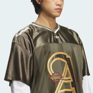 Areena Design <p><strong>Adidas OG M 2IN1 Jersey</strong> delivers a sport-inspired jersey look for game-day outfits, fan styling, casual wear, and sports-themed events. Its distinctive design offers team-inspired appeal, easy casual pairing, and energetic visual identity, making it a strong choice for personal wardrobes, collections, or gifting.</p> Adidas OG M 2IN1 Jersey <p><strong>Adidas OG M 2IN1 Jersey</strong> delivers a sport-inspired jersey look for game-day outfits, fan styling, casual wear, and sports-themed events. Its distinctive design offers team-inspired appeal, easy casual pairing, and energetic visual identity, making it a strong choice for personal wardrobes, collections, or gifting.</p>