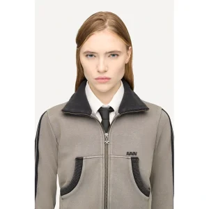 Areena Design <p><strong>Adidas Originals By Avavav Cropped Track Jacket</strong> delivers a sport-inspired track jacket look for athleisure outfits, travel, casual styling, and active everyday looks. Its distinctive design offers easy layering, sporty visual appeal, and versatile outfit pairing, making it a strong choice for personal wardrobes, collections, or gifting.</p> Adidas Originals By Avavav Cropped Track Jacket <p><strong>Adidas Originals By Avavav Cropped Track Jacket</strong> delivers a sport-inspired track jacket look for athleisure outfits, travel, casual styling, and active everyday looks. Its distinctive design offers easy layering, sporty visual appeal, and versatile outfit pairing, making it a strong choice for personal wardrobes, collections, or gifting.</p>