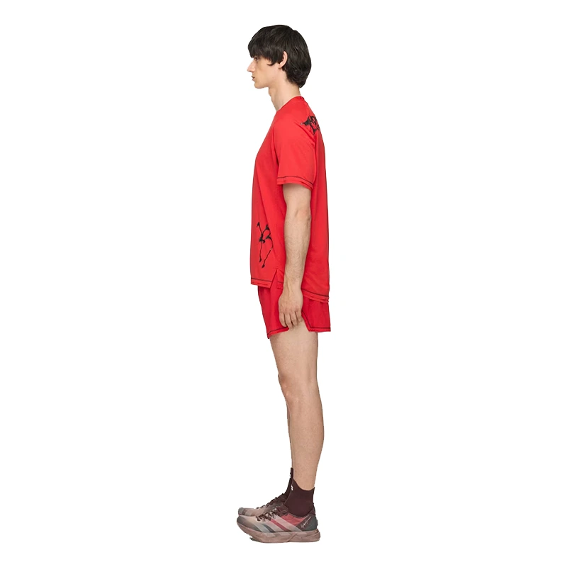 Adidas Y-3 Chito Graphic Running Red Short Sleeve Tee 6 Adidas Y-3 Chito Graphic Running Red Short Sleeve Tee <p><strong>Adidas Y-3 Chito Graphic Running Red Short Sleeve Tee</strong> delivers a casual statement t-shirt look for streetwear outfits, relaxed days, travel, and everyday wear. Its distinctive design offers easy outfit pairing, versatile styling, and standout graphic appeal, making it a strong choice for personal wardrobes, collections, or gifting.</p>