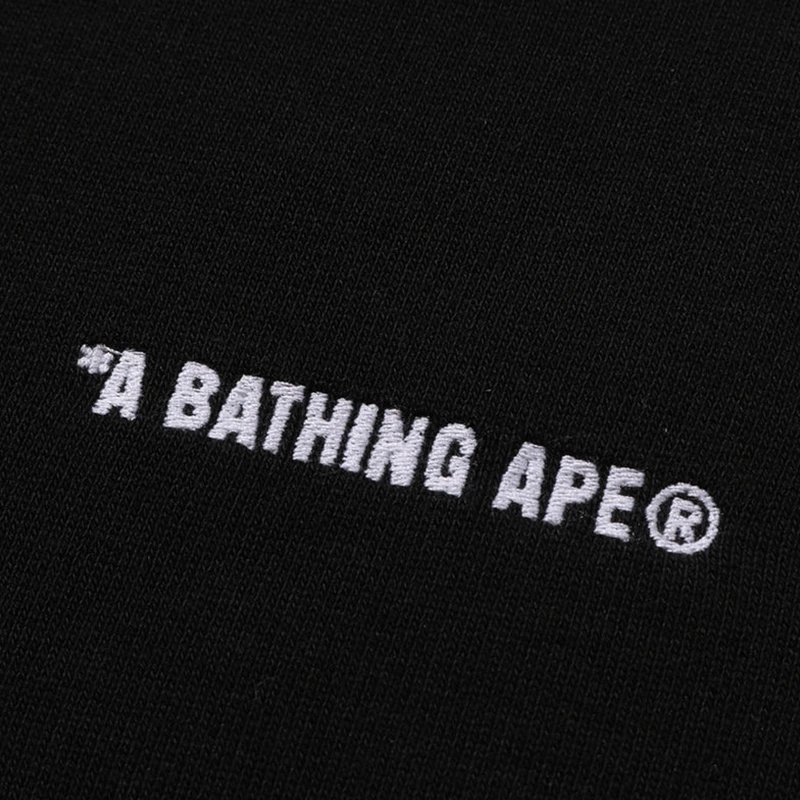 BAPE 1st Camo Blocking Raw Edge Relaxed Fit Pullover Hoodie 2 BAPE 1st Camo Blocking Raw Edge Relaxed Fit Pullover Hoodie <p><strong>BAPE 1st Camo Blocking Raw Edge Relaxed Fit Pullover Hoodie</strong> delivers a streetwear-ready hoodie look for casual outfits, travel, relaxed days, and seasonal layering. Its distinctive design offers comfortable styling, easy layering, and bold everyday appeal, making it a strong choice for personal wardrobes, collections, or gifting.</p>