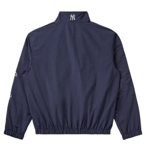 Areena Design <p><strong>Billionaire Boys Club x New York Yankees Nylon Windbreaker</strong> delivers a sport-inspired windbreaker look for travel, casual layering, outdoor styling, and athleisure outfits. Its distinctive design offers easy layering, practical outfit flexibility, and modern sporty appeal, making it a strong choice for personal wardrobes, collections, or gifting.</p> Billionaire Boys Club x New York Yankees Nylon Windbreaker <p><strong>Billionaire Boys Club x New York Yankees Nylon Windbreaker</strong> delivers a sport-inspired windbreaker look for travel, casual layering, outdoor styling, and athleisure outfits. Its distinctive design offers easy layering, practical outfit flexibility, and modern sporty appeal, making it a strong choice for personal wardrobes, collections, or gifting.</p>