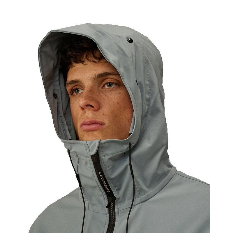 C.P. Company C.P. Shell-R Silver Blue Goggle Jacket 2 C.P. Company C.P. Shell-R Silver Blue Goggle Jacket <div class="product-short-description"><p>Elevate your collection with the C.P. Company C.P. Shell-R Silver Blue Goggle Jacket, a versatile jacket featuring C.P. Company utility design and signature goggle detailing. It stands out with signature goggle-inspired utility styling. Designed for statement dressing, fan wear, and casual layering.</p></div>