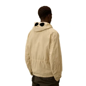 Areena Design <div class="product-short-description"><p>Shop the C.P. Company Flatt Nylon Frozen Dew Goggle Jacket, a standout jacket shaped by C.P. Company utility design and signature goggle detailing. It stands out with signature goggle-inspired utility styling. Easy to style, it brings a distinctive collaborative edge to casual outfits.</p></div> C.P. Company Flatt Nylon Frozen Dew Goggle Jacket <div class="product-short-description"><p>Shop the C.P. Company Flatt Nylon Frozen Dew Goggle Jacket, a standout jacket shaped by C.P. Company utility design and signature goggle detailing. It stands out with signature goggle-inspired utility styling. Easy to style, it brings a distinctive collaborative edge to casual outfits.</p></div>