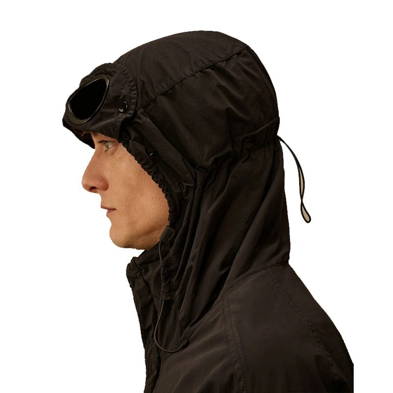 C.P. Company Flatt Nylon Goggle Jacket 2 C.P. Company Flatt Nylon Goggle Jacket <div class="product-short-description"><p>The C.P. Company Flatt Nylon Goggle Jacket delivers a modern jacket look inspired by C.P. Company utility design and signature goggle detailing. It stands out with signature goggle-inspired utility styling. Ideal for adding recognizable sportswear and streetwear character to your rotation.</p></div>