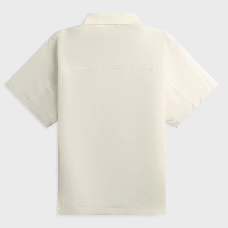 KITH x New Balance Grey Sea Salt Polo 1 KITH x New Balance Grey Sea Salt Polo <div class="product-short-description"><p>Refresh your wardrobe with the KITH x New Balance Grey Sea Salt Polo, a premium polo shirt combining KITH styling and New Balance sportswear heritage. A strong choice for fans, collectors, and everyday streetwear.</p></div>