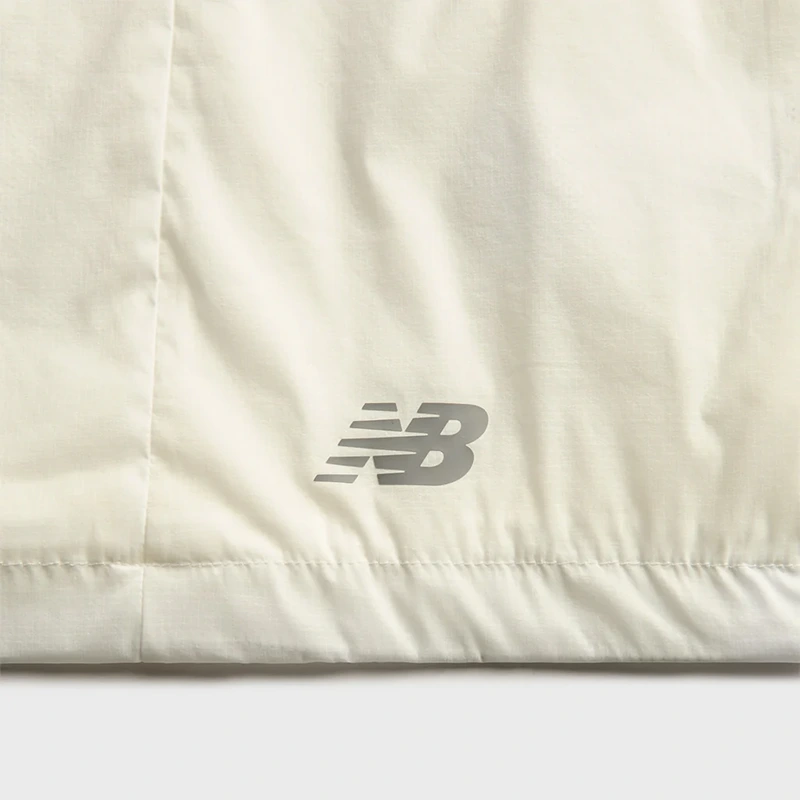 KITH x New Balance Grey Sea Salt Polo KITH x New Balance Grey Sea Salt Polo <div class="product-short-description"><p>Refresh your wardrobe with the KITH x New Balance Grey Sea Salt Polo, a premium polo shirt combining KITH styling and New Balance sportswear heritage. A strong choice for fans, collectors, and everyday streetwear.</p></div>