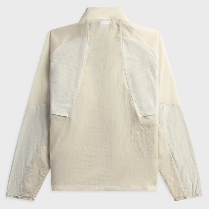 KITH x New Balance RC Jacket 1 KITH x New Balance RC Jacket <div class="product-short-description"><p>Elevate your collection with the KITH x New Balance RC Jacket, a versatile jacket featuring KITH styling and New Balance sportswear heritage. Designed for statement dressing, fan wear, and casual layering.</p></div>