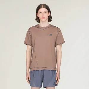 Areena Design <p><strong>Men's Adidas x Song For The Mute adi365 Running Unitefit Trace Brown T-Shirt</strong> delivers a versatile shirt look for casual outfits, smart-casual looks, travel, and everyday styling. Its distinctive design offers easy outfit coordination, flexible wear, and distinctive visual appeal, making it a strong choice for personal wardrobes, collections, or gifting.</p> Men's Adidas x Song For The Mute adi365 Running Unitefit Trace Brown T-Shirt <p><strong>Men's Adidas x Song For The Mute adi365 Running Unitefit Trace Brown T-Shirt</strong> delivers a versatile shirt look for casual outfits, smart-casual looks, travel, and everyday styling. Its distinctive design offers easy outfit coordination, flexible wear, and distinctive visual appeal, making it a strong choice for personal wardrobes, collections, or gifting.</p>