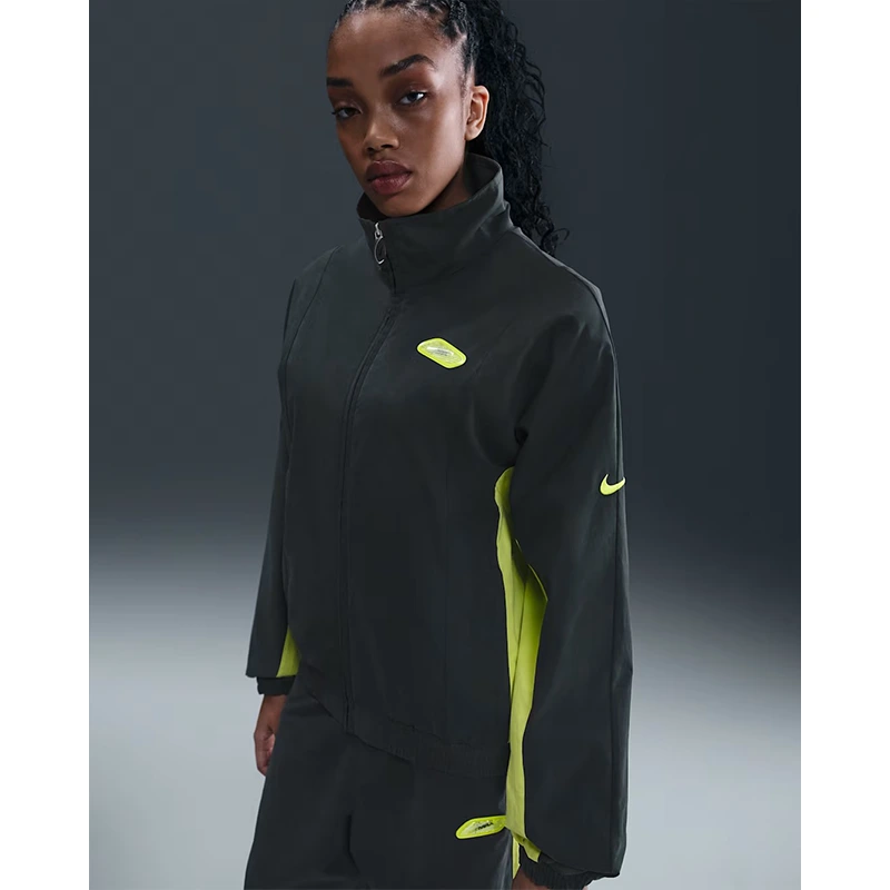 Nike x Patta Men's Black Tracksuit Jacket 3 Nike x Patta Men's Black Tracksuit Jacket <p><strong>Nike x Patta Men's Black Tracksuit Jacket</strong> delivers a statement jacket look for casual outfits, travel, events, and seasonal layering. Its distinctive design offers easy layering, versatile outfit pairing, and strong visual appeal, making it a strong choice for personal wardrobes, collections, or gifting.</p>