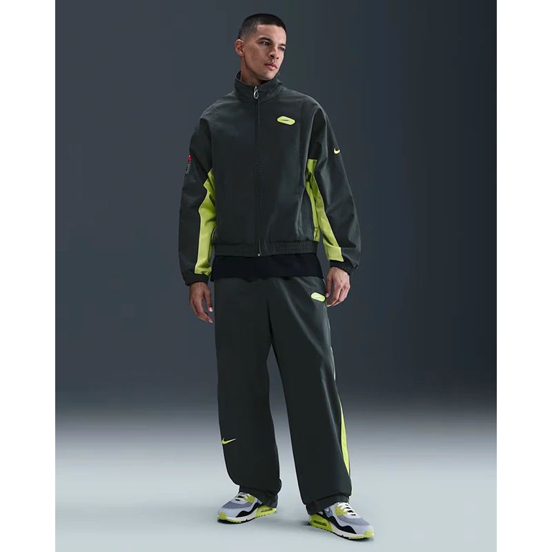 Nike x Patta Men's Black Tracksuit Jacket 4 Nike x Patta Men's Black Tracksuit Jacket <p><strong>Nike x Patta Men's Black Tracksuit Jacket</strong> delivers a statement jacket look for casual outfits, travel, events, and seasonal layering. Its distinctive design offers easy layering, versatile outfit pairing, and strong visual appeal, making it a strong choice for personal wardrobes, collections, or gifting.</p>