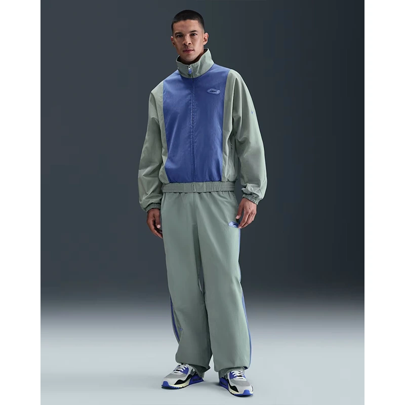 Nike x Patta Men's Tracksuit Jacket 1 Nike x Patta Men's Tracksuit Jacket <p><strong>Nike x Patta Men's Tracksuit Jacket</strong> delivers a statement jacket look for casual outfits, travel, events, and seasonal layering. Its distinctive design offers easy layering, versatile outfit pairing, and strong visual appeal, making it a strong choice for personal wardrobes, collections, or gifting.</p>