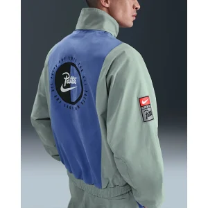 Areena Design <p><strong>Nike x Patta Men's Tracksuit Jacket</strong> delivers a statement jacket look for casual outfits, travel, events, and seasonal layering. Its distinctive design offers easy layering, versatile outfit pairing, and strong visual appeal, making it a strong choice for personal wardrobes, collections, or gifting.</p> Nike x Patta Men's Tracksuit Jacket <p><strong>Nike x Patta Men's Tracksuit Jacket</strong> delivers a statement jacket look for casual outfits, travel, events, and seasonal layering. Its distinctive design offers easy layering, versatile outfit pairing, and strong visual appeal, making it a strong choice for personal wardrobes, collections, or gifting.</p>