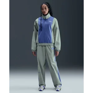 Areena Design <p><strong>Nike x Patta Men's Tracksuit Jacket</strong> delivers a statement jacket look for casual outfits, travel, events, and seasonal layering. Its distinctive design offers easy layering, versatile outfit pairing, and strong visual appeal, making it a strong choice for personal wardrobes, collections, or gifting.</p> Nike x Patta Men's Tracksuit Jacket <p><strong>Nike x Patta Men's Tracksuit Jacket</strong> delivers a statement jacket look for casual outfits, travel, events, and seasonal layering. Its distinctive design offers easy layering, versatile outfit pairing, and strong visual appeal, making it a strong choice for personal wardrobes, collections, or gifting.</p>