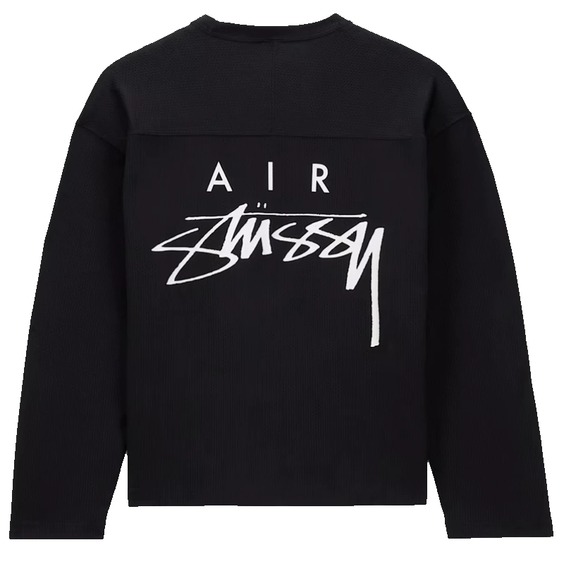 Nike x Stüssy Long-Sleeve Top 1 Nike x Stüssy Long-Sleeve Top <p><strong>Nike x Stüssy Long-Sleeve Top</strong> delivers a casual long-sleeve long-sleeve t-shirt look for streetwear outfits, relaxed days, travel, and transitional layering. Its distinctive design offers added coverage, easy pairing, and versatile casual styling, making it a strong choice for personal wardrobes, collections, or gifting.</p>