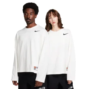 Areena Design <p><strong>Nike x Stüssy White Long-Sleeve Top</strong> delivers a casual long-sleeve long-sleeve t-shirt look for streetwear outfits, relaxed days, travel, and transitional layering. Its distinctive design offers added coverage, easy pairing, and versatile casual styling, making it a strong choice for personal wardrobes, collections, or gifting.</p> Nike x Stüssy White Long-Sleeve Top <p><strong>Nike x Stüssy White Long-Sleeve Top</strong> delivers a casual long-sleeve long-sleeve t-shirt look for streetwear outfits, relaxed days, travel, and transitional layering. Its distinctive design offers added coverage, easy pairing, and versatile casual styling, making it a strong choice for personal wardrobes, collections, or gifting.</p>