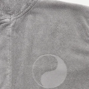 Areena Design <div class="product-short-description"><p>The Our Legacy Natura Grey WS Gelato Bathrobe delivers a modern bathrobe look inspired by minimal Our Legacy design and relaxed contemporary styling. Ideal for adding recognizable sportswear and streetwear character to your rotation.</p></div> Our Legacy Natura Grey WS Gelato Bathrobe <div class="product-short-description"><p>The Our Legacy Natura Grey WS Gelato Bathrobe delivers a modern bathrobe look inspired by minimal Our Legacy design and relaxed contemporary styling. Ideal for adding recognizable sportswear and streetwear character to your rotation.</p></div>