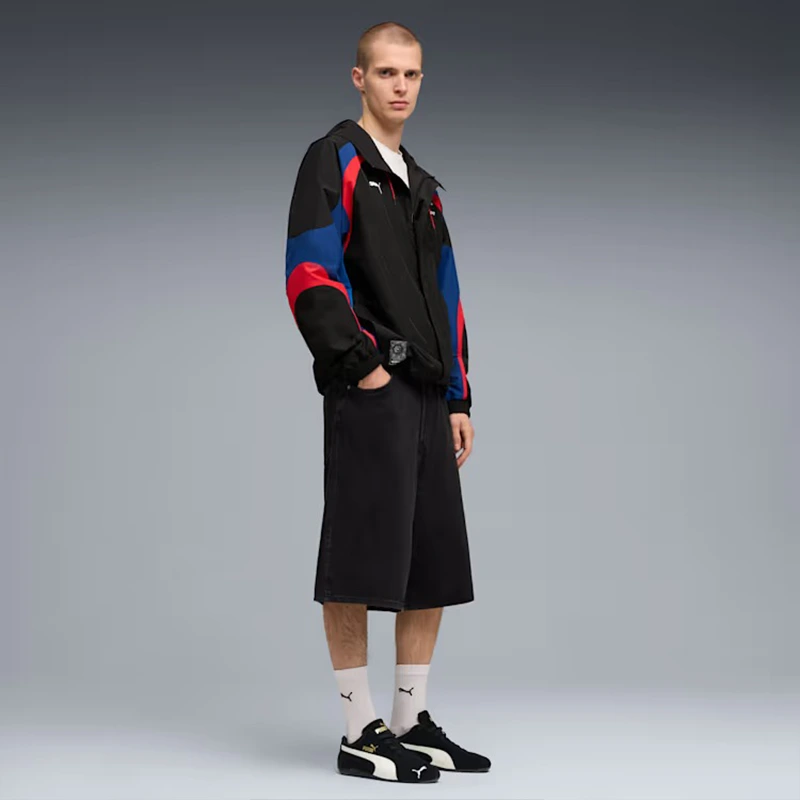 PUMA x BMW M Motorsport Jacket 2 PUMA x BMW M Motorsport Jacket <div class="product-short-description"><p>Elevate your collection with the PUMA x BMW M Motorsport Jacket, a versatile jacket featuring BMW M Motorsport heritage and modern racing style. Designed for statement dressing, fan wear, and casual layering.</p></div>