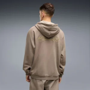 Areena Design <div class="product-short-description"><p>The PUMA x Porsche Legacy Mouse Gray Hoodie delivers a modern hoodie look inspired by Porsche motorsport heritage and refined streetwear appeal. Ideal for adding recognizable sportswear and streetwear character to your rotation.</p></div> PUMA x Porsche Legacy Mouse Gray Hoodie <div class="product-short-description"><p>The PUMA x Porsche Legacy Mouse Gray Hoodie delivers a modern hoodie look inspired by Porsche motorsport heritage and refined streetwear appeal. Ideal for adding recognizable sportswear and streetwear character to your rotation.</p></div>