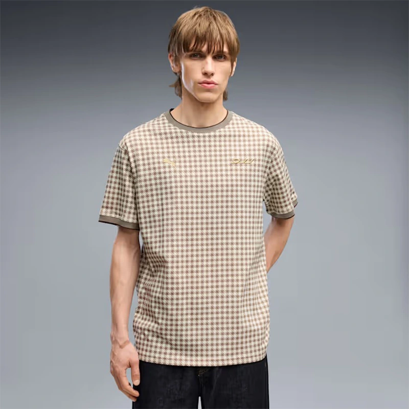 PUMA x Porsche Legacy Mouse Gray Tee 4 PUMA x Porsche Legacy Mouse Gray Tee <div class="product-short-description"><p>Shop the PUMA x Porsche Legacy Mouse Gray Tee, a standout tee shaped by Porsche motorsport heritage and refined streetwear appeal. Easy to style, it brings a distinctive collaborative edge to casual outfits.</p></div>