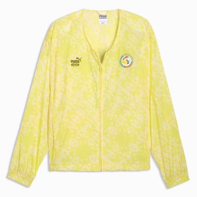 PUMA x SENEGAL x SALEHE BEMBURY KING Track Jacket 1 PUMA x SENEGAL x SALEHE BEMBURY KING Track Jacket <p><strong>PUMA x SENEGAL x SALEHE BEMBURY KING Track Jacket</strong> delivers a sport-inspired track jacket look for athleisure outfits, travel, casual styling, and active everyday looks. Its distinctive design offers easy layering, sporty visual appeal, and versatile outfit pairing, making it a strong choice for personal wardrobes, collections, or gifting.</p>